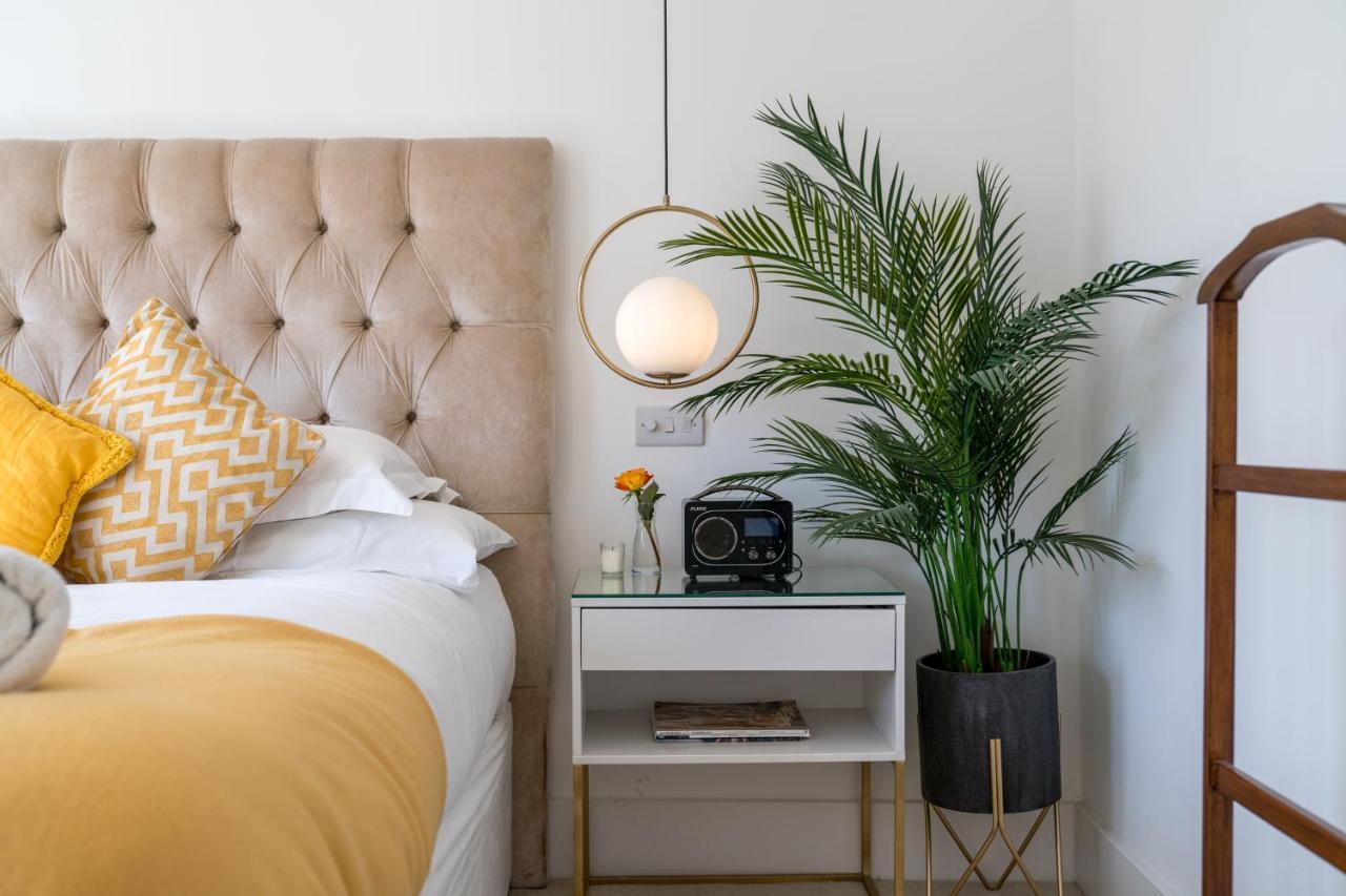 Captivating Apartment In Shepherds Bush Londra Esterno foto